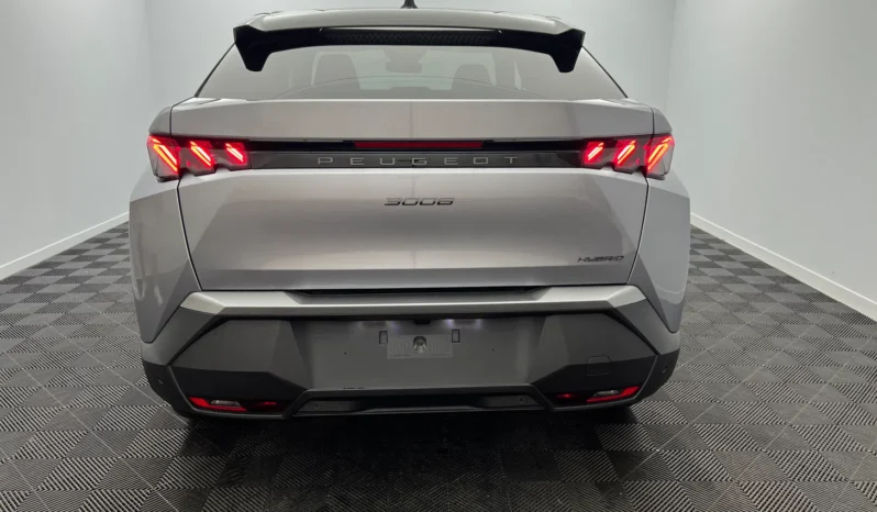 
								PEUGEOT 3008 GT Hybrid 145 e-DCS6 full									