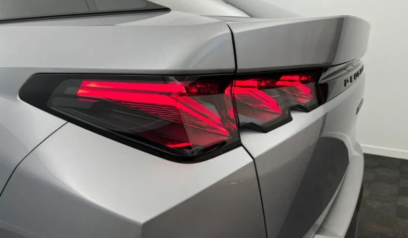 
								PEUGEOT 3008 GT Hybrid 145 e-DCS6 full									