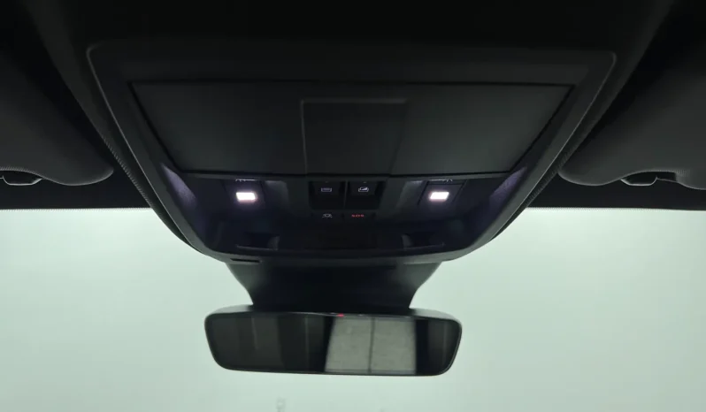 
								PEUGEOT 3008 GT Hybrid 145 e-DCS6 full									