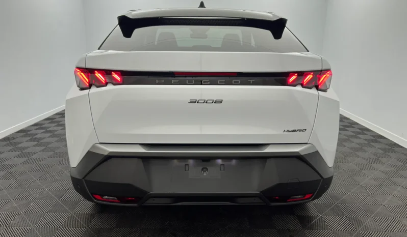 
								PEUGEOT 3008 GT Hybrid 145 e-DCS6 full									
