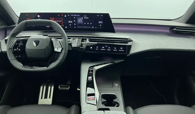 
								PEUGEOT 3008 GT Hybrid 145 e-DCS6 full									