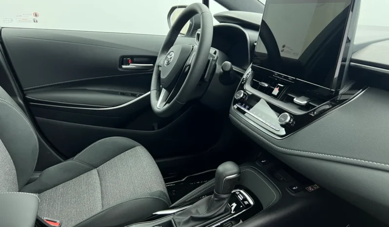 
								Toyota Corolla Touring Sports Design Hybrid 178 ch full									