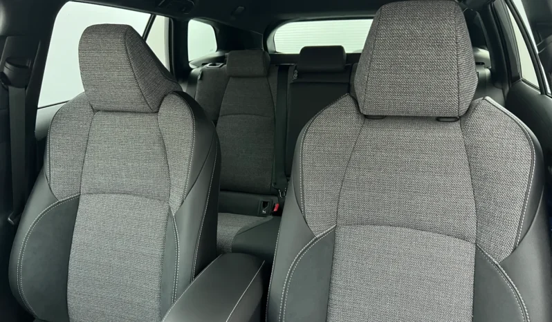 
								Toyota Corolla Touring Sports Design Hybrid 178 ch full									
