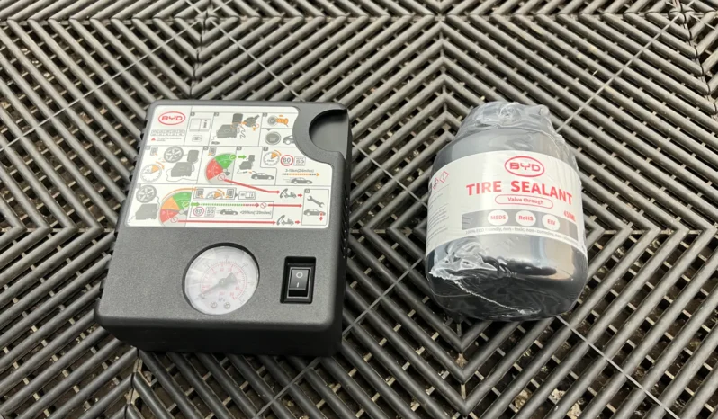 
								BYD Seal U Boost 1.5 DM-i PHEV full									