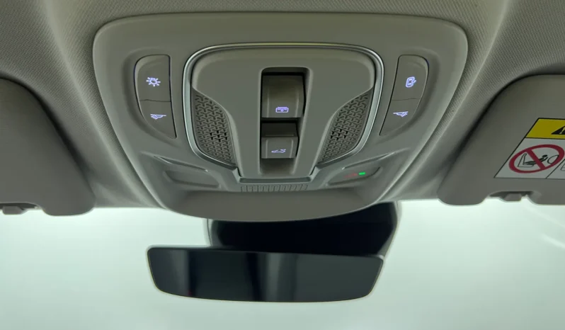 
								MG ZS Hybrid+ Luxury 197 ch full									