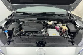 MG ZS Hybrid+ Luxury 1.5 L Hybrid+ 197 ch