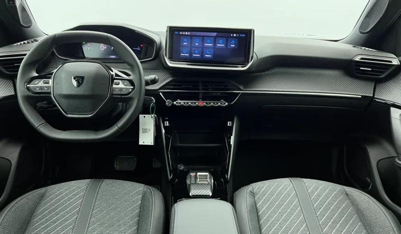 
								PEUGEOT 2008 GT Hybrid 145 e-DCS6 full									