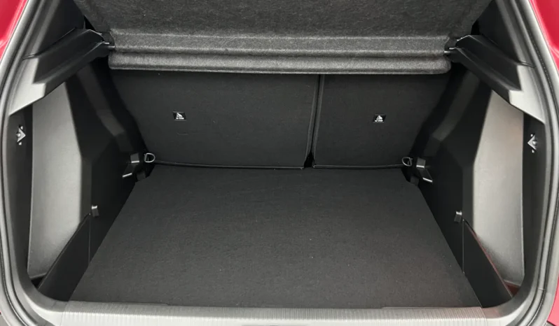 
								PEUGEOT 2008 GT Hybrid 145 e-DCS6 full									
