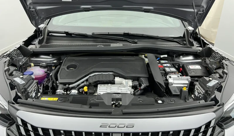
								PEUGEOT 2008 GT Hybrid 145 e-DCS6 full									