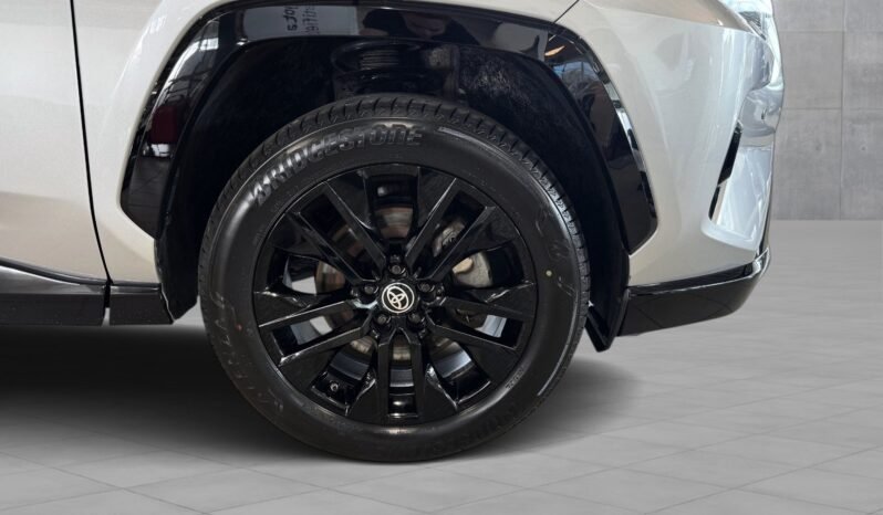 
								Toyota RAV4 Hybrid AWD-i Style full									