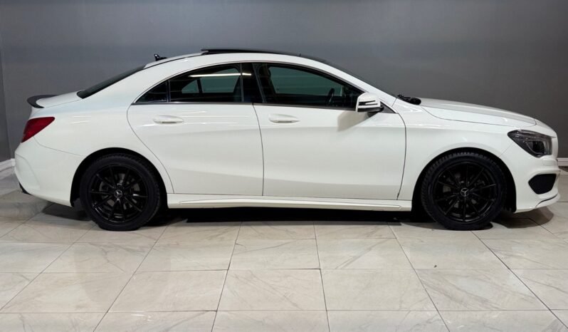
								Mercedes-Benz CLA 180 AMG full									