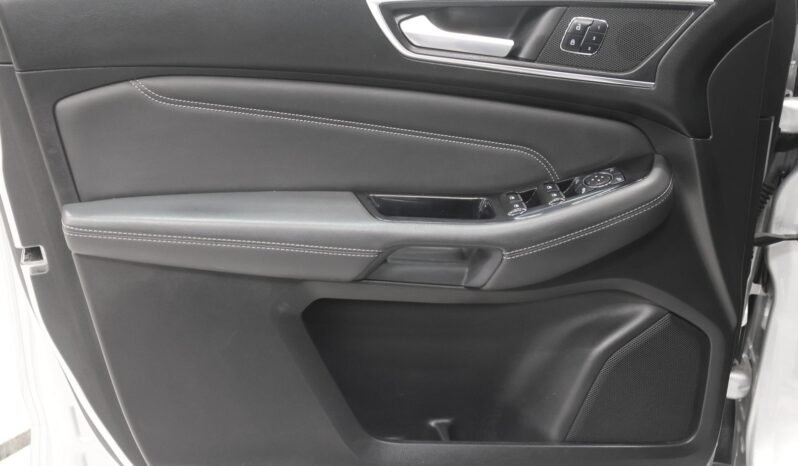 
								Ford S-MAX Titanium full									