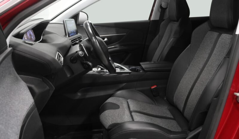 
								Peugeot 3008 Allure 1.5 BlueHDi 130 ch full									