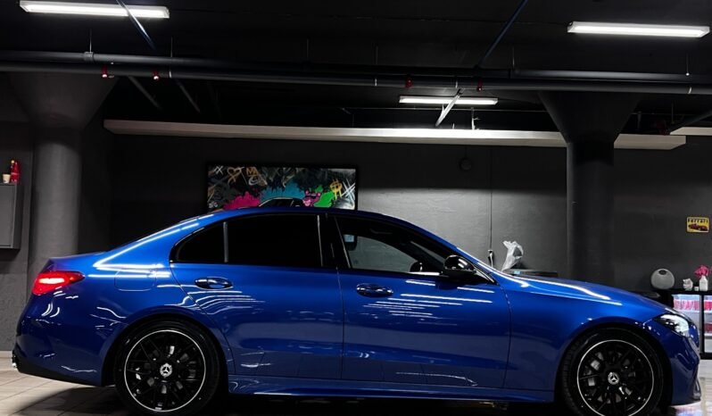 
								ercedes-Benz C 200 4MATIC AMG Line full									