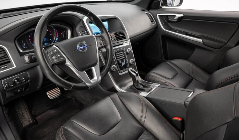 
								Volvo XC60 D5 AWD Summum full									