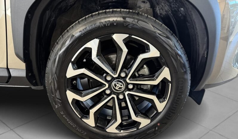
								Toyota Yaris Cross 1.5 Hybrid AWD-i Active Tech full									