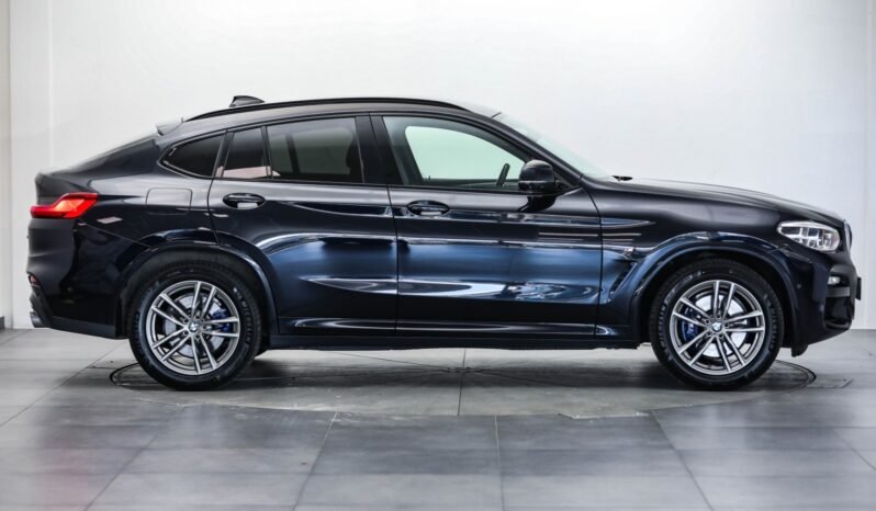 
								BMW X4 xDrive30i M-Sport full									