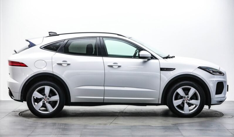 
								Jaguar E-PACE 2.0D 150 ch AWD R-Dynamic full									