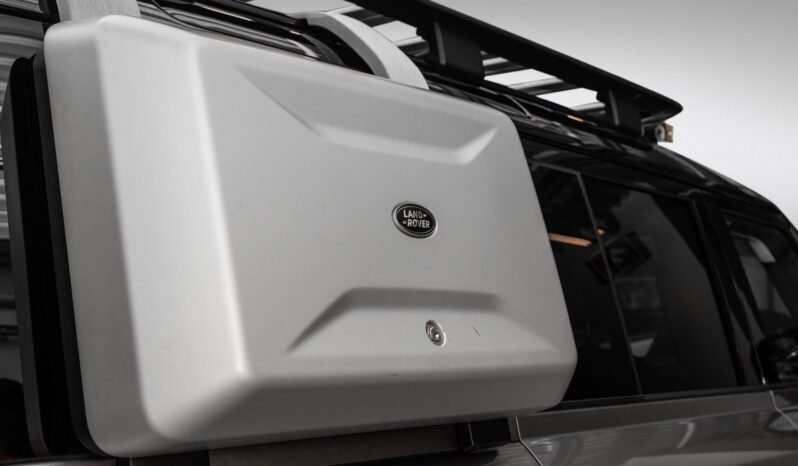 
								Land Rover Defender 110 D240 – Première Édition full									