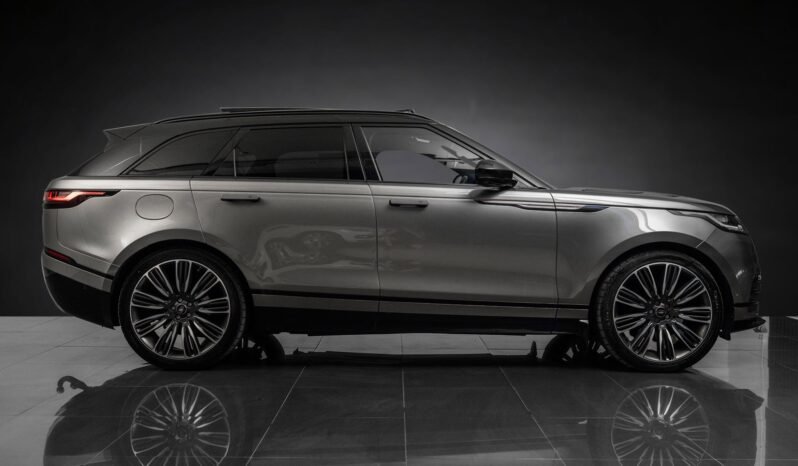 
								Land Rover Range Rover Velar 3.0D 300 ch R-Dynamic HSE full									