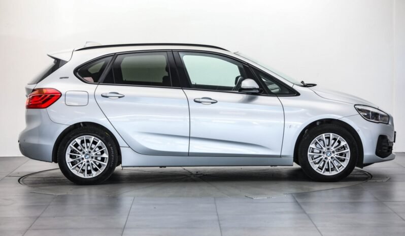 
								BMW 225xe iPerformance / Head-Up / Navi Plus / Caméra de recul full									