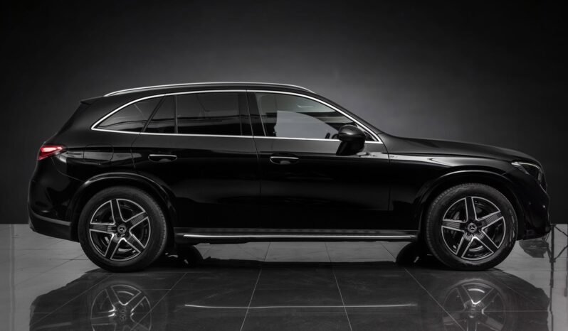 
								Mercedes-Benz GLC 220 d 4MATIC AMG-Line full									