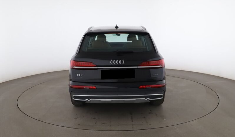
								Audi Q7 55 TFSI e quattro S tronic full									
