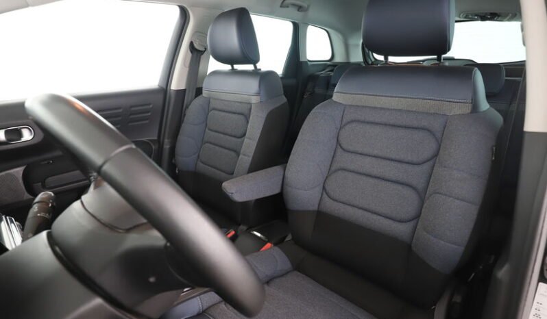 
								Citroën C3 Aircross 1.2 PureTech Shine BV6 full									