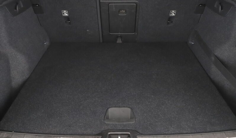 
								Volvo XC40 1.5 T5 Recharge Plug-in Hybrid R-Design DCT7 full									