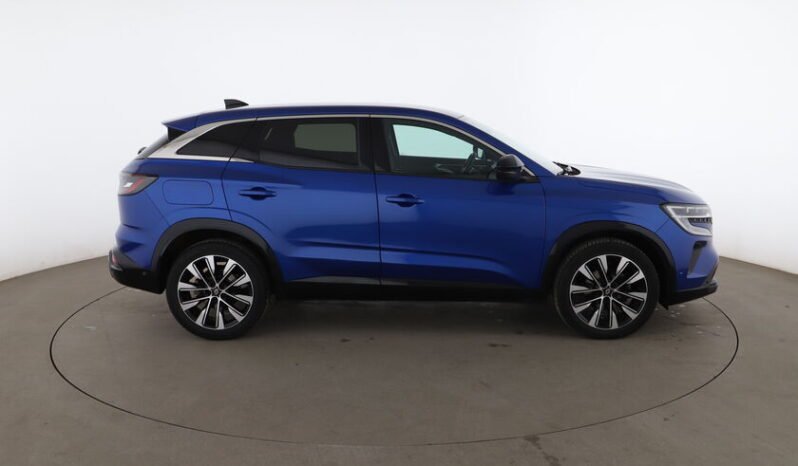 
								Renault Austral 1.3 TCe Mild Hybrid 160 Techno full									
