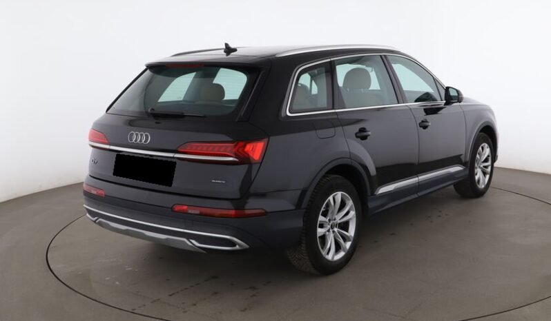 
								Audi Q7 55 TFSI e quattro S tronic full									