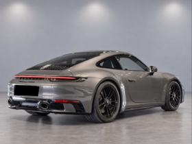 Porsche 911 Carrera 4 GTS PDK