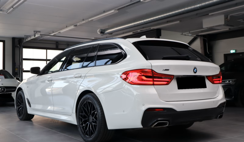 
								BMW 520d xDrive M Sport Premium Edition 190 ch full									