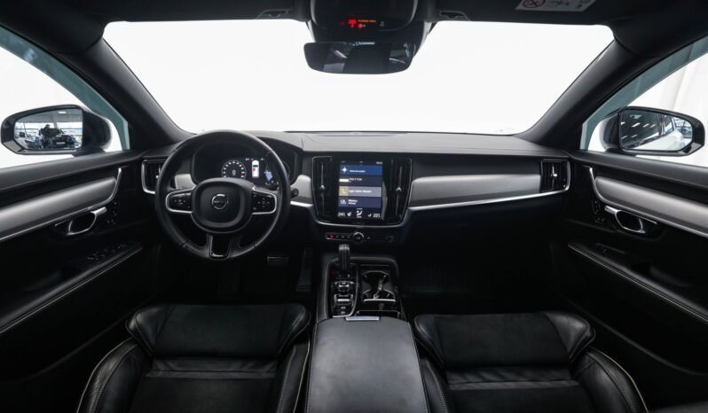 
								Volvo V90 T6 AWD R-Design full									