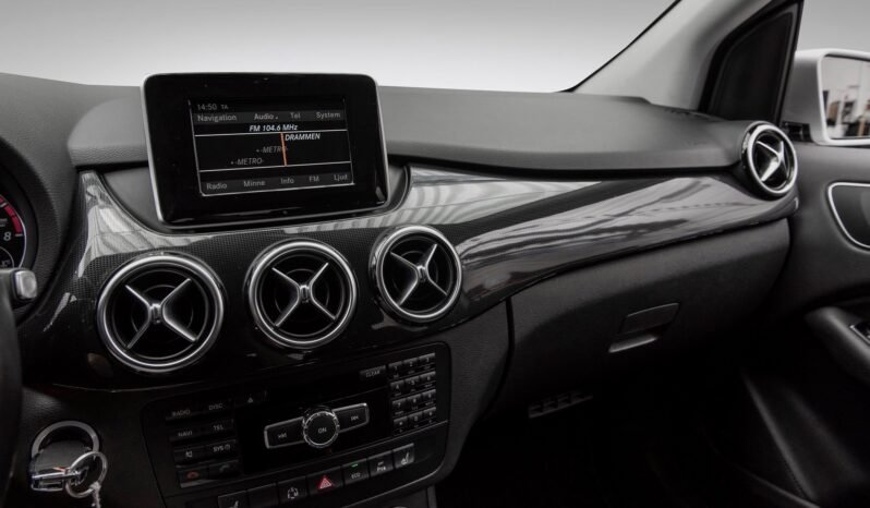 
								Mercedes-Benz B 180 122 ch – S-Tourer full									
