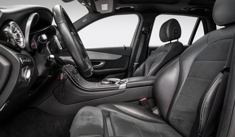 
								Mercedes-Benz GLC 220d 4MATIC – AMG full									