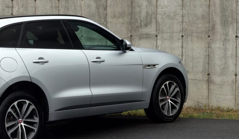 
								Jaguar F-PACE 2.0D 180 ch R-Sport AWD full									