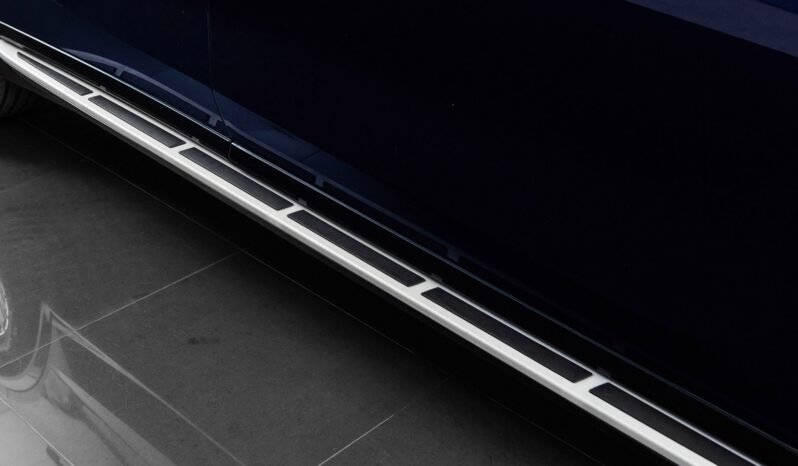 
								BMW X7 xDrive40d M Sport full									