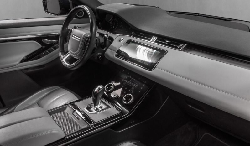 
								Land Rover Range Rover Evoque 2.0D R-Dynamic full									
