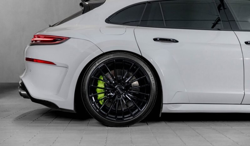 
								Porsche Panamera Turbo S Techart Grand GT full									