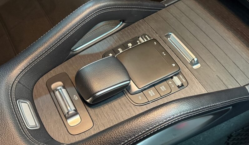 
								Mercedes-Benz GLE 350 de Coupé AMG full									