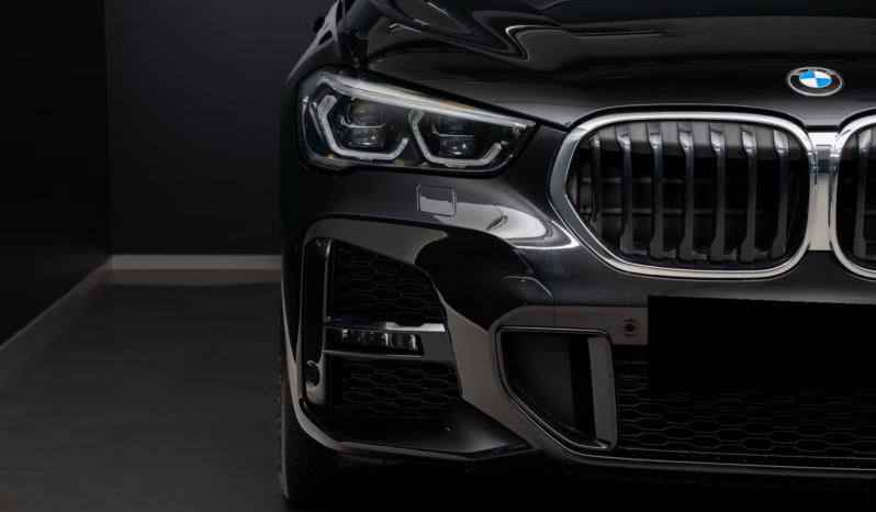 
								BMW X1 xDrive20d M Sport full									