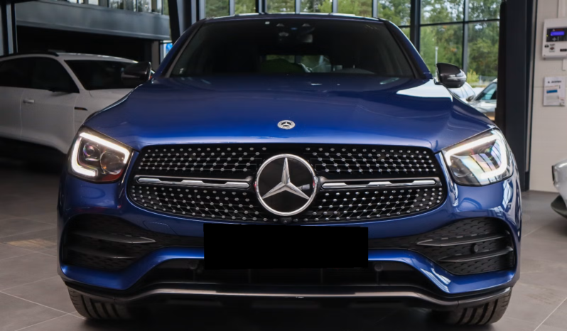 
								Mercedes-Benz GLC 300 e 4MATIC Coupé AMG Designo Night full									