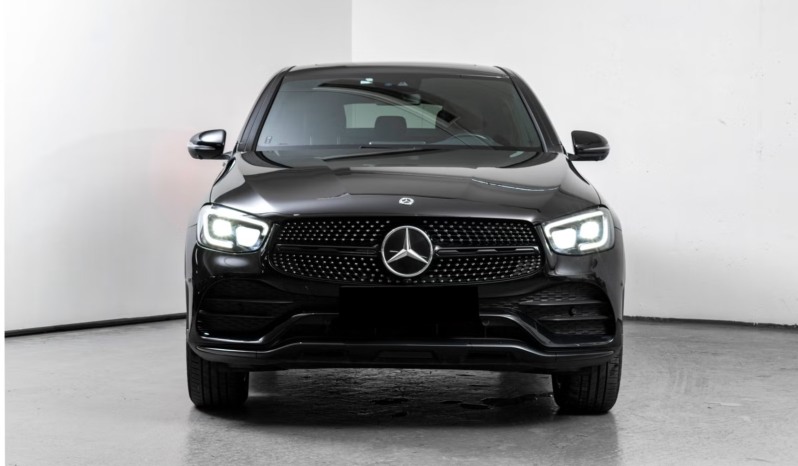 
								Mercedes-Benz GLC 300 e 4MATIC Coupé Premium Plus full									