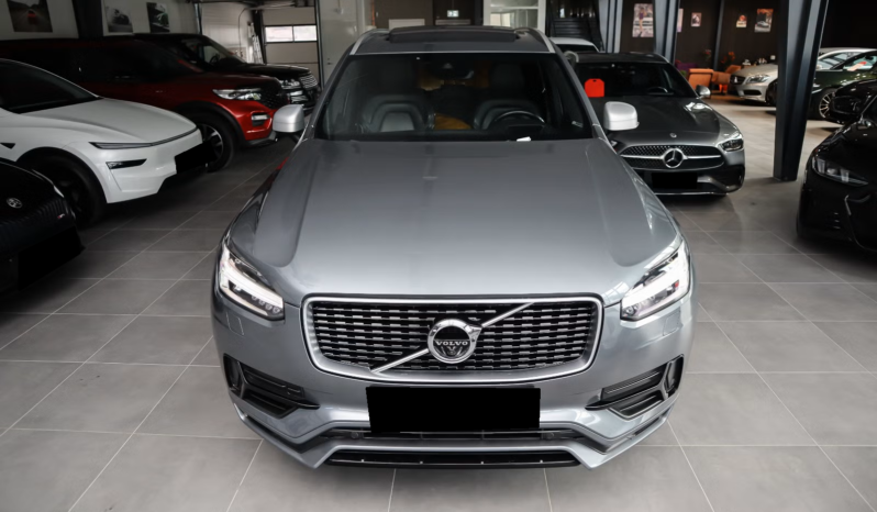 
								Volvo XC90 T8 R-Design AWD 7 places full									