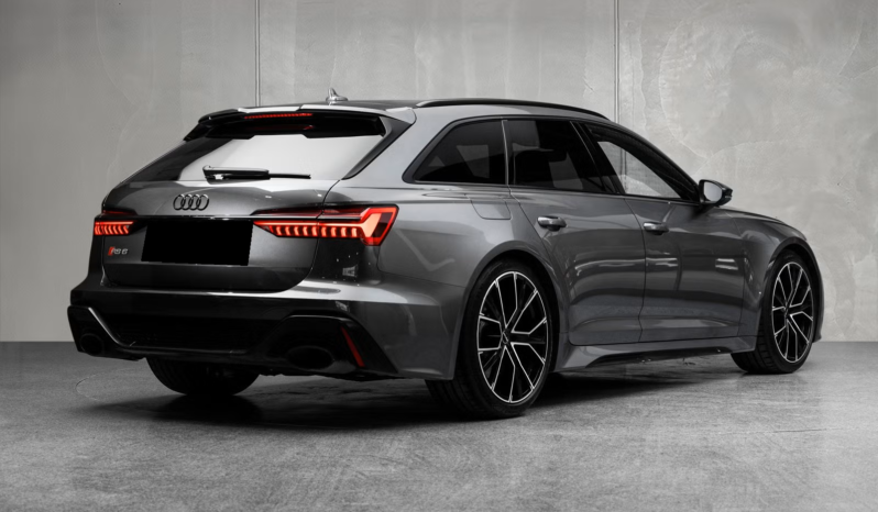 
								Audi RS6 Avant 4.0 TFSI quattro full									