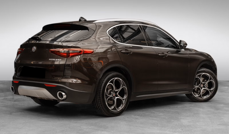 
								Alfa Romeo Stelvio 2.0 Turbo 280 ch Super AWD full									