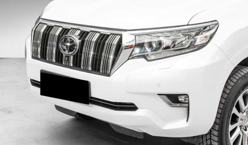 
								Toyota Land Cruiser VX 150 Série full									
