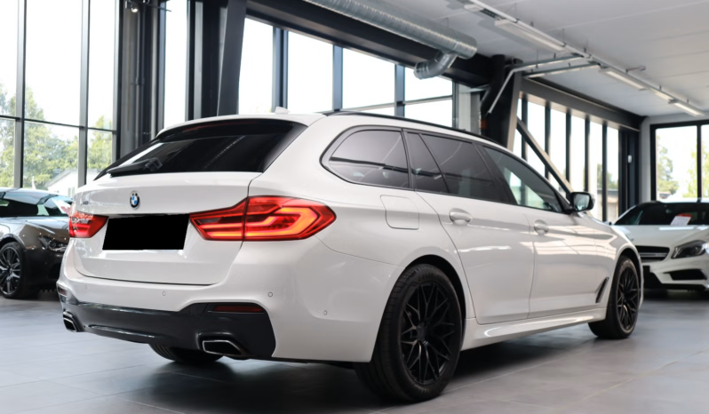 
								BMW 520d xDrive M Sport Premium Edition 190 ch full									