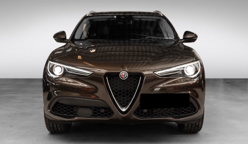 
								Alfa Romeo Stelvio 2.0 Turbo 280 ch Super AWD full									